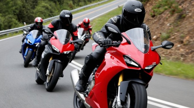 Рост продаж мотоциклов в России подстегнул спрос на экипировку