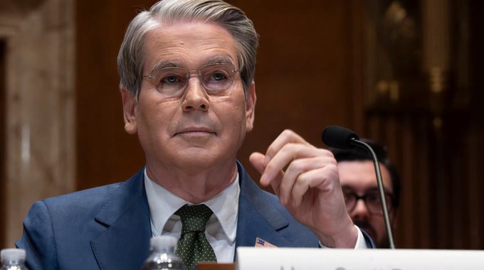 США ввели санкции против китайского нефтеперерабатывающего завода и 40 грузоотправителей из-за иранской нефти