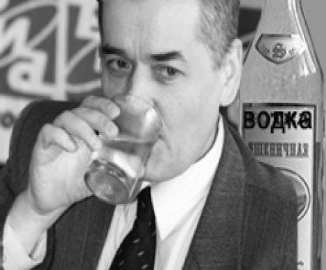 Онищенко хочет поставить водку под госколпак Онищенко хочет поставить водку под госколпак