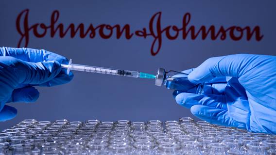 15 млн доз вакцины Johnson & Johnson были испорчены из-за ошибки на заводе в США 15 млн доз вакцины Johnson & Johnson были испорчены из-за ошибки на заводе в США