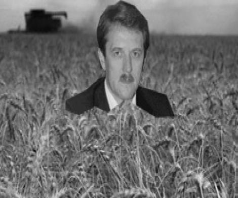 Алексей Гордеев озаботился мальками Алексей Гордеев озаботился мальками