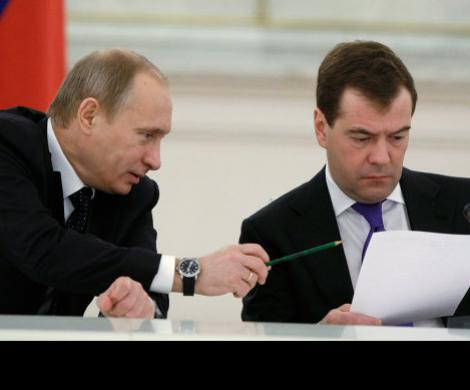«Медведев разорвал соглашение с Путиным»