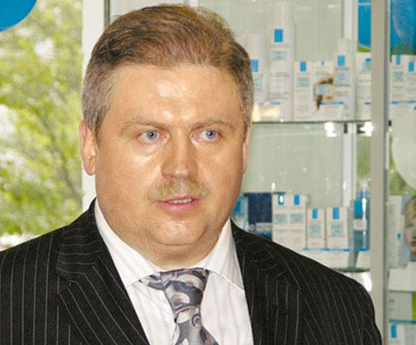 Кто же подсунул смоленскому губернатору этого Степченкова? Кто же подсунул смоленскому губернатору этого Степченкова?