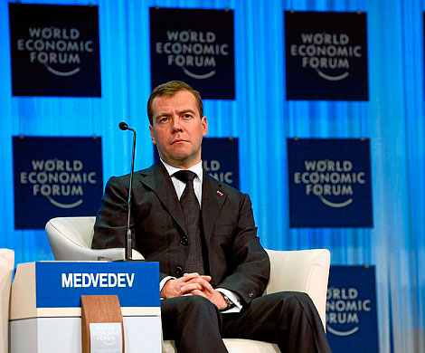 Медведев оправдывался в Давосе