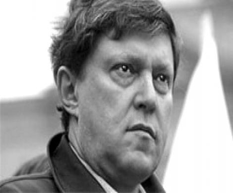 Явлинский не допустит переворота Явлинский не допустит переворота