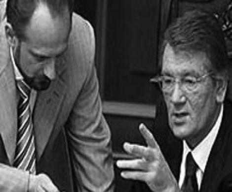 Наша Украина отречется от Ющенко? Наша Украина отречется от Ющенко?