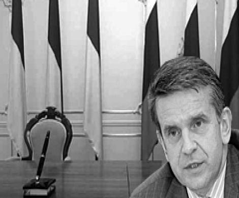 Зурабов стал послом де-факто Зурабов стал послом де-факто