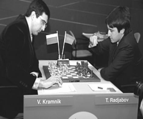Крамник подтянулся к лидерам Крамник подтянулся к лидерам