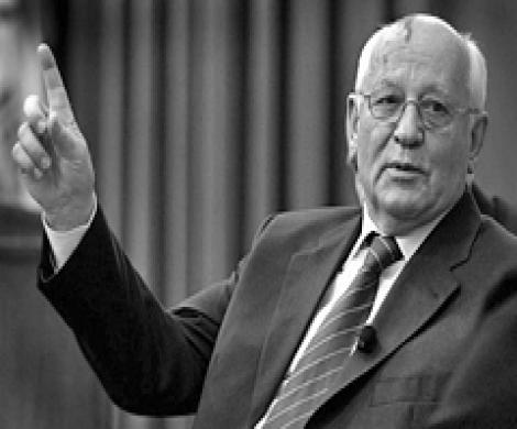 В борьбу с кризисом вступает Горбачев