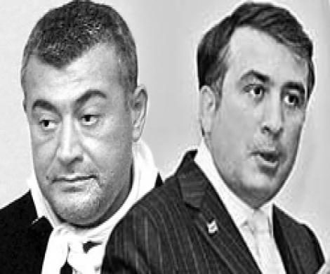 Грузия: Саакашвили «побеждает», оппозиция не сдается Грузия: Саакашвили «побеждает», оппозиция не сдается