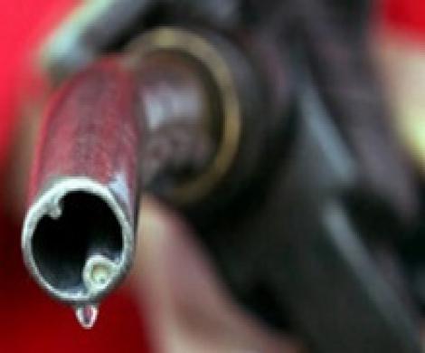 Правительство ограничит цены на нефть
