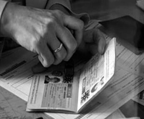 Кишинев перекрыл границу визами Кишинев перекрыл границу визами