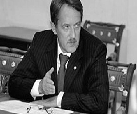 Гордеев возглавил регион Гордеев возглавил регион