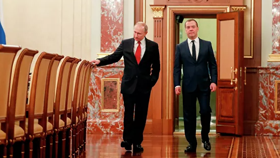 Агентство Bloomberg: Путина тяготят президентские обязанности Агентство Bloomberg: Путина тяготят президентские обязанности
