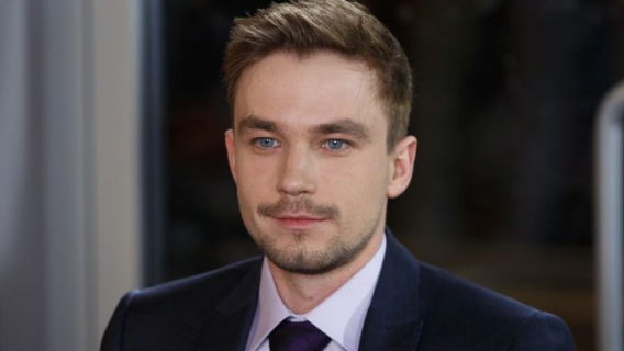 Александр Петров отправился в путешествие с новой пассией Александр Петров отправился в путешествие с новой пассией