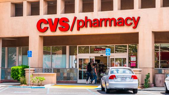 Аптечные сети CVS, Walgreens выплатят более $10 млрд, пострадавшим от опиоидного кризиса