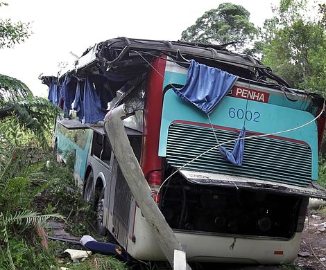 Автобус с паломниками попал в ДТП в Бразилии, четыре человека погибли