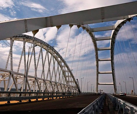 Автодорожная часть Крымского моста прошла проверку на прочность‍