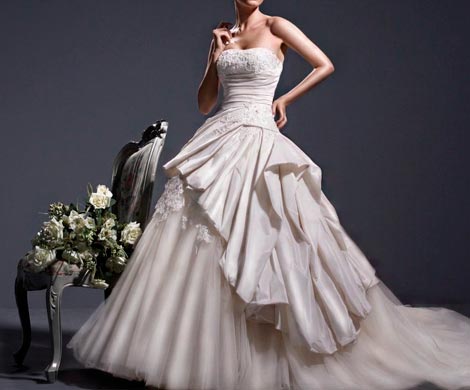 Банкет и свадебное платье являются главными статьями расходов в свадебном бюджете