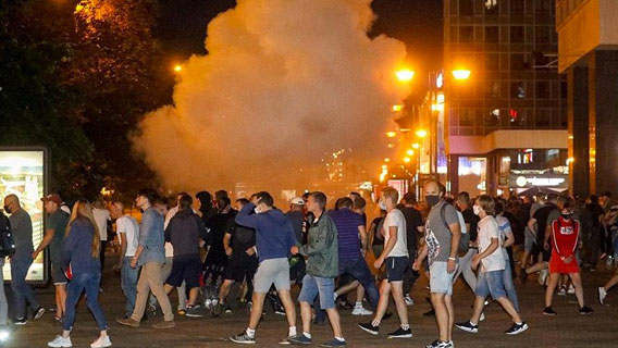 Белоруссия протестует: граждане не согласны с результатами выборов Белоруссия протестует: граждане не согласны с результатами выборов
