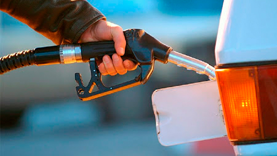 Бензин в России оказался одним из самых дешевых в Европе