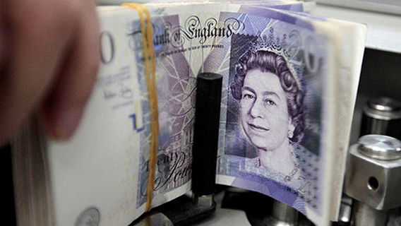 BlueBay ставит на падение фунта стерлингов из-за жесткого варианта Brexit BlueBay ставит на падение фунта стерлингов из-за жесткого варианта Brexit