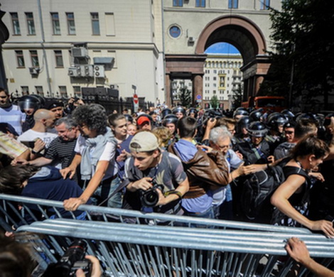 Больше половины задержанных участников незаконной акции в Москве – приезжие из дальних регионов