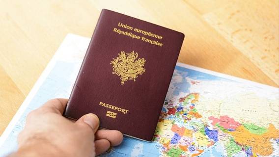 Британские граждане, проживающие во Франции, могут потерять часть прав, если не успеют получить вид на жительство Британские граждане, проживающие во Франции, могут потерять часть прав, если не успеют получить вид на жительство