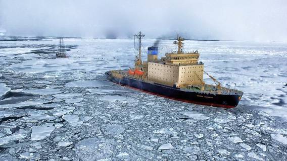 Британские ВМС будут защищать торговые пути в Арктике по мере таяния льдов