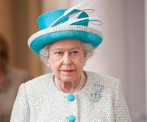 Британской королеве грозит штраф в $140 тыс