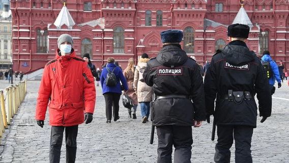 «Чемодан вирусов завезли в Москву»: Собянин объяснил большое количество зараженных в столице «Чемодан вирусов завезли в Москву»: Собянин объяснил большое количество зараженных в столице