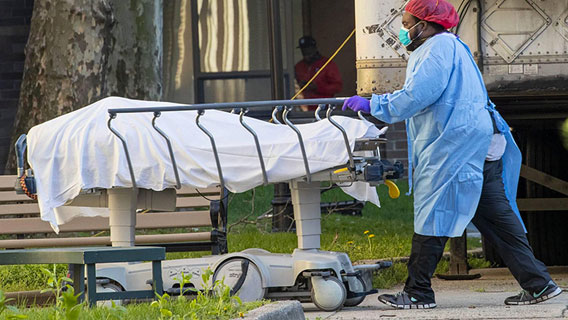 Число погибших от коронавируса в США превысило 100 000 человек Число погибших от коронавируса в США превысило 100 000 человек