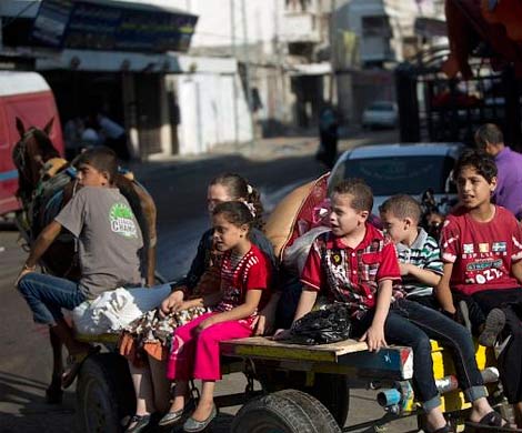 Чтобы отучить детей от компьютерных игр, отец свозил их в сектор Газа 