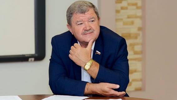 Депутат Госдумы Бокк вступился за осужденных по уголовной статье о мошенничестве