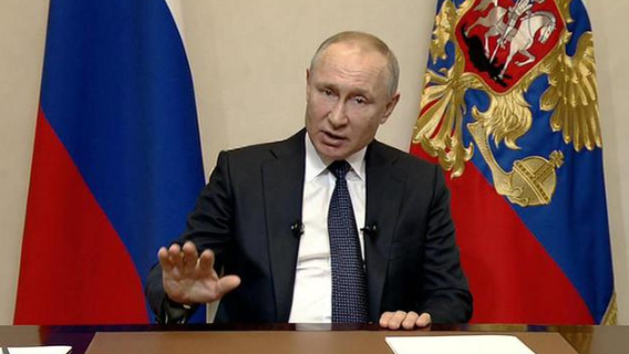 Депутат Госдумы обвинил Путина в жадности: Для президента мы все – серая масса Депутат Госдумы обвинил Путина в жадности: Для президента мы все – серая масса