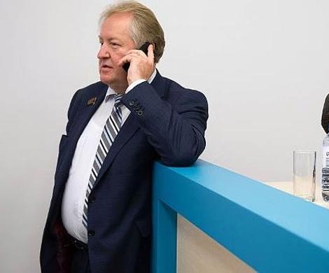 Депутат от КПРФ обвинил мэра-единоросса в недозволенных технологиях Депутат от КПРФ обвинил мэра-единоросса в недозволенных технологиях