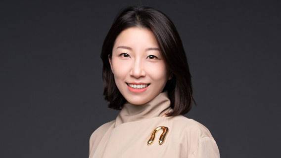 Джин Цянь назначена новым директором Sotheby's по операциям в Китае