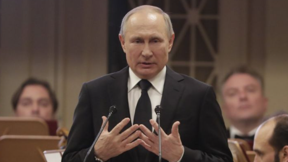 Еще один политолог заявил о возможной отставке Путина в 2021 году Еще один политолог заявил о возможной отставке Путина в 2021 году