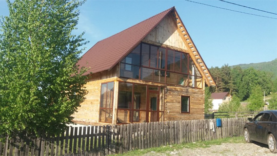 Европейцы спасаются от коронавируса на Алтае Европейцы спасаются от коронавируса на Алтае