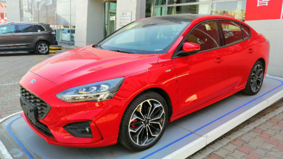 Ford Focus признан самым популярным автомобилем в России Ford Focus признан самым популярным автомобилем в России