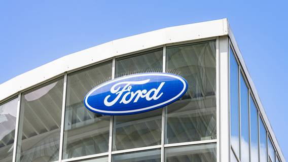 Ford планирует вложить $11 млрд в производство электропикапов