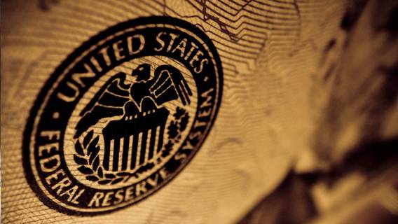 ФРС может повысить процентные ставки в следующем году, замедлив их повышение в этом месяце