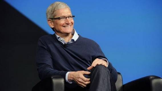 Генеральный директор Apple Тим Кук заявил, что увольнения — это «крайняя мера» и компания не рассматривает их сейчас