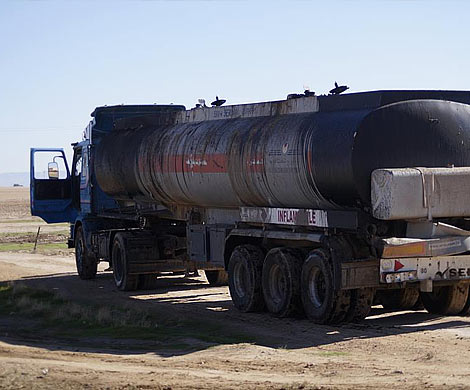 Генштаб РФ сообщил о 12 тыс. бензовозов ИГ на границе Турции и Ирака