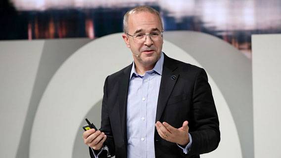Глава компании McKinsey Кевин Снидер отправлен в отставку после нескольких кризисных ситуаций Глава компании McKinsey Кевин Снидер отправлен в отставку после нескольких кризисных ситуаций