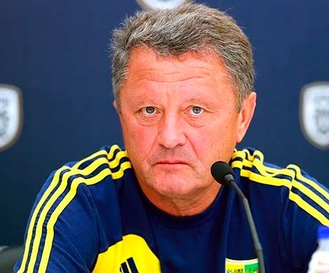 Главный тренер «Днепра» уговорил Коноплянку остаться в родном клубе