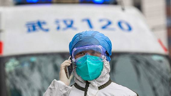 Гонконг не справляется с новой волной коронавируса - как минимум 10 тысяч зараженных ждут госпитализации в городе