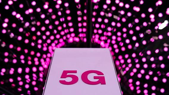 Huawei выиграла тендер на поставку вышек 5G крупнейшему оператору Китая Huawei выиграла тендер на поставку вышек 5G крупнейшему оператору Китая