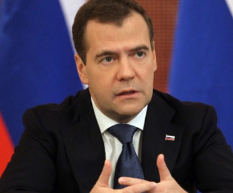 И снова пенсии: Медведеву пришлось лично комментировать повышение пенсионного возраста