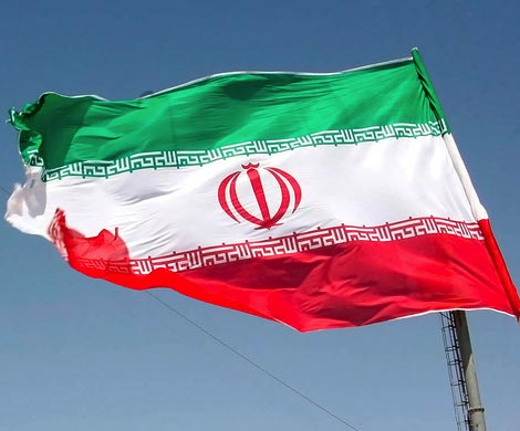 Иран призвал США извиниться за заход кораблей в свои территориальные воды